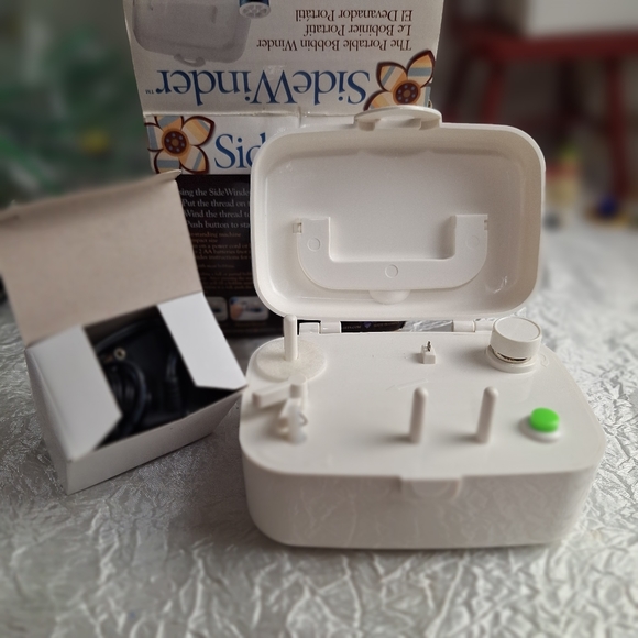 Wrights Side Winder Portable Bobbin Winder - Picture 2 of 3